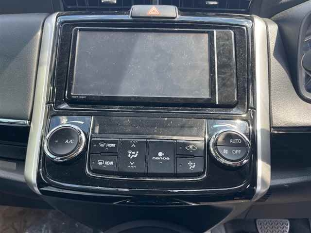 TOYOTA COROLLA FIELDER 2019