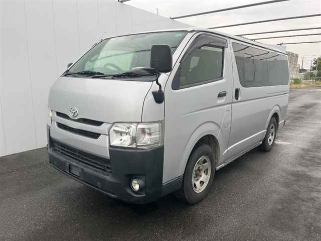 TOYOTA HIACE VAN 2014