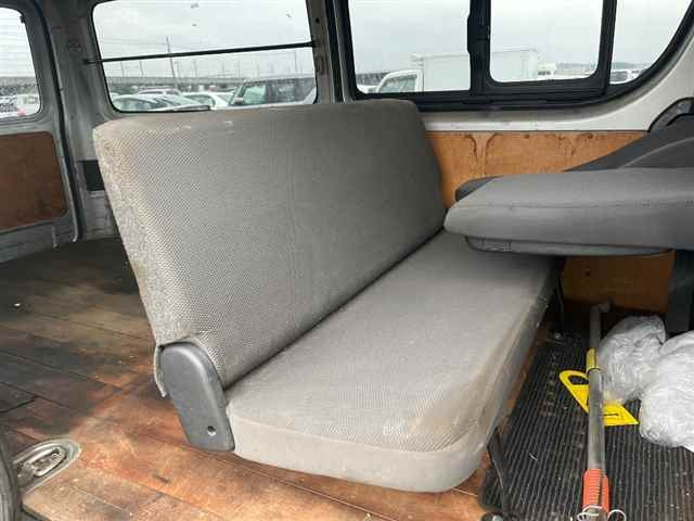 TOYOTA HIACE VAN 2014