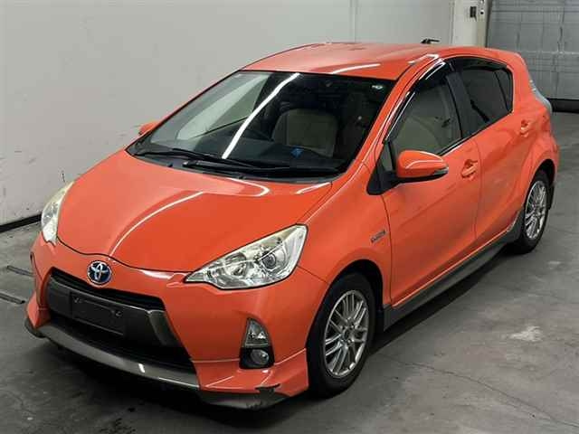 TOYOTA AQUA 2014