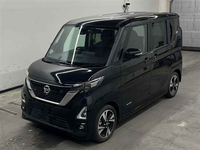 NISSAN ROOX 2020