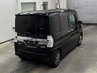 DAIHATSU TANTO 2014