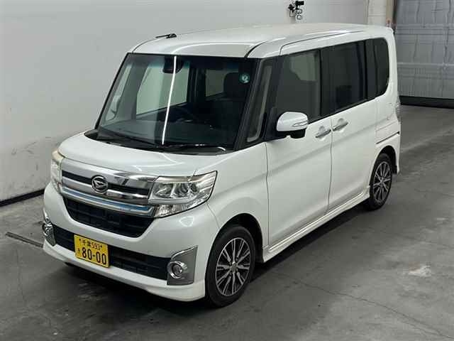 DAIHATSU TANTO 2015