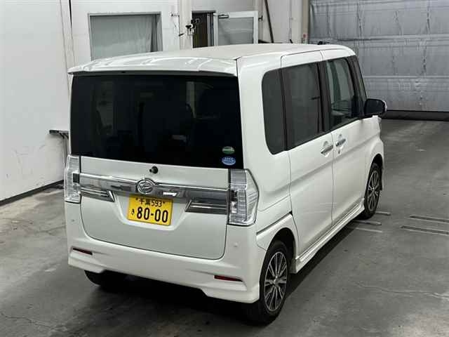 DAIHATSU TANTO 2015