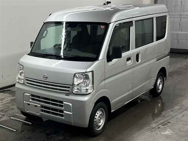 NISSAN CLIPPER VAN 2015