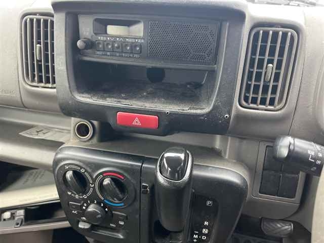 NISSAN CLIPPER VAN 2015