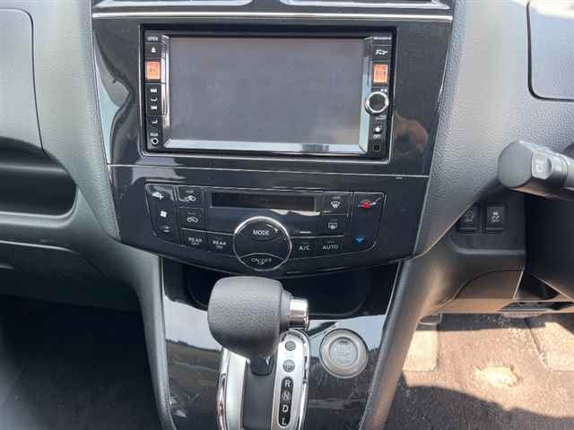 NISSAN SERENA 2013