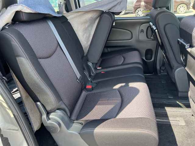 NISSAN SERENA 2013