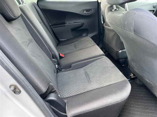 SUBARU TREZIA 2011