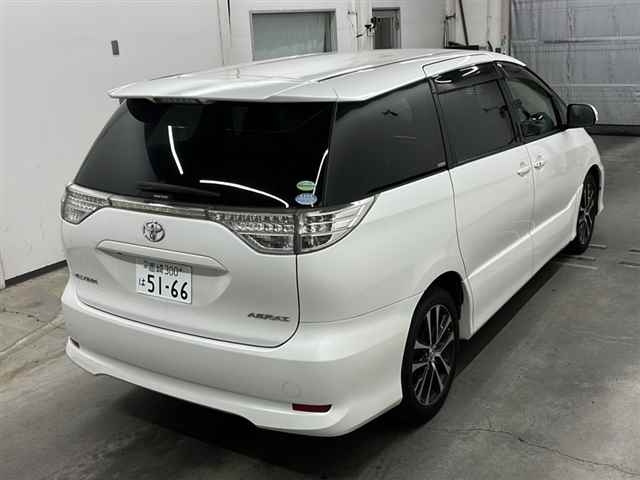 TOYOTA ESTIMA 2014