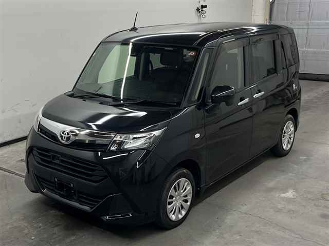 TOYOTA TANK 2018