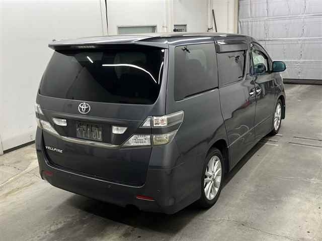 TOYOTA VELLFIRE 2010