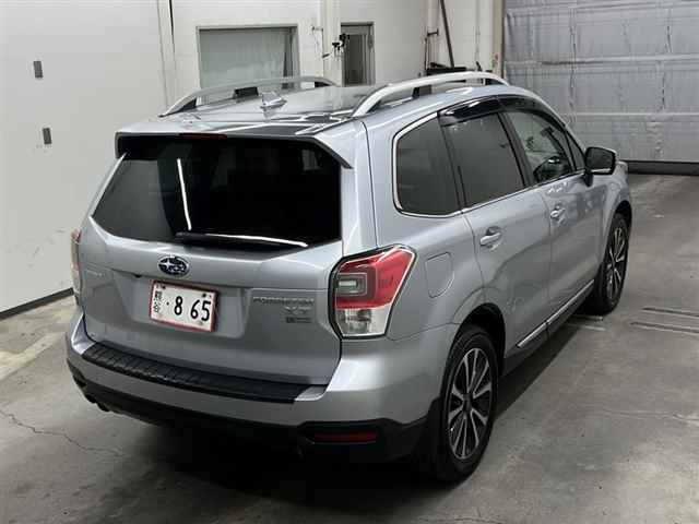 SUBARU FORESTER 2018