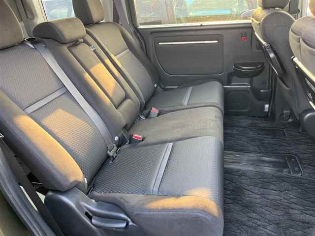HONDA STEP WAGON 2017