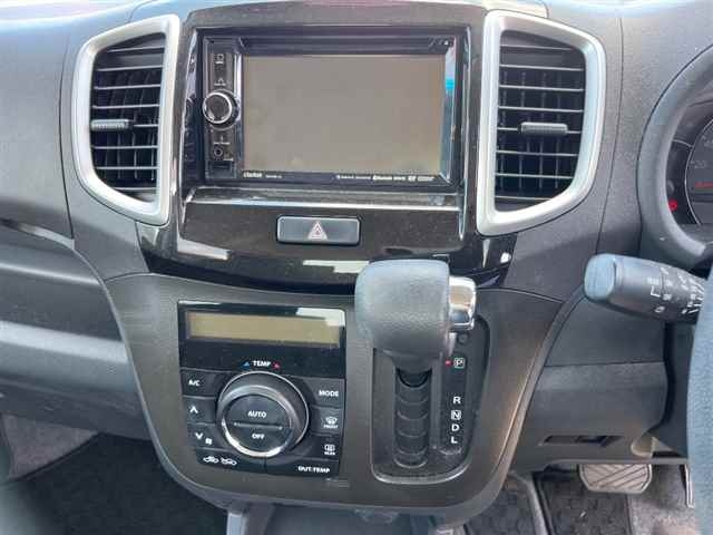 SUZUKI SOLIO 2011