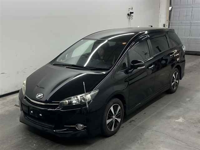 TOYOTA WISH 2016