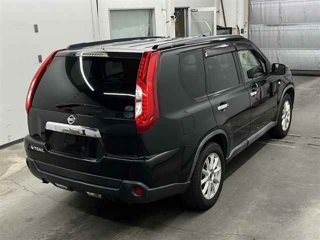 NISSAN X-TRAIL 2013