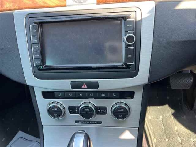 VOLKSWAGEN PASSAT VARIANT 2014