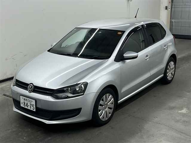 VOLKSWAGEN POLO 2011