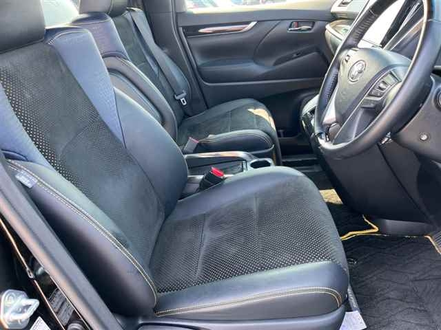 TOYOTA VELLFIRE 2017