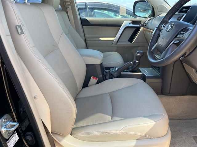 TOYOTA LAND CRUISER PRADO 2022