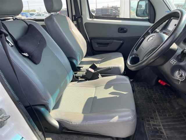 TOYOTA TOWN ACE VAN 2011