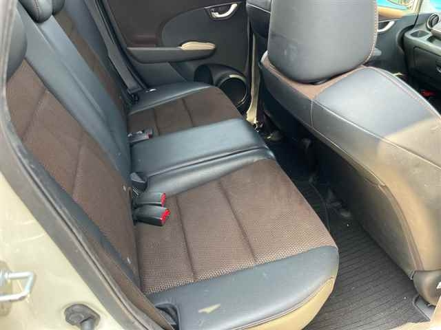 HONDA FIT SHUTTLE 2012
