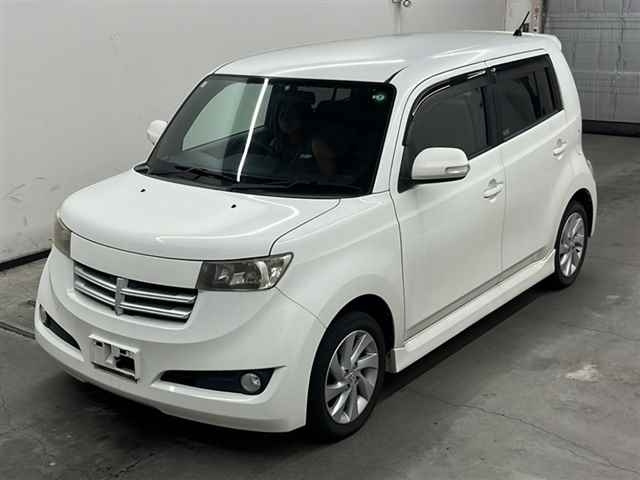 TOYOTA BB 2008