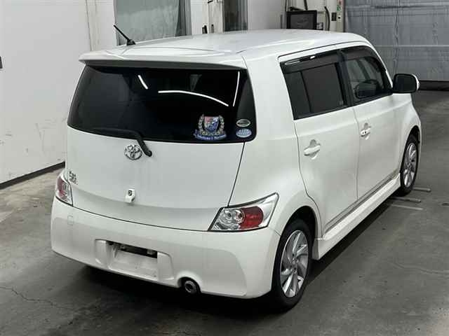 TOYOTA BB 2008