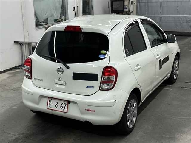 NISSAN MARCH 2011