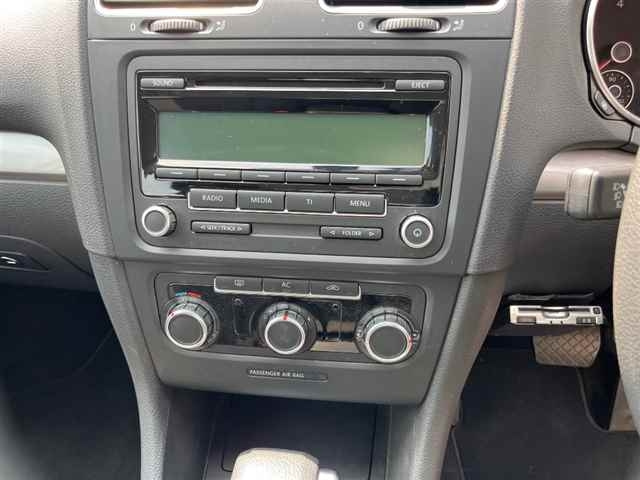 VOLKSWAGEN GOLF 2010