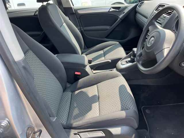 VOLKSWAGEN GOLF 2010