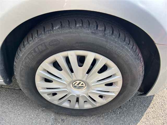 VOLKSWAGEN GOLF 2010