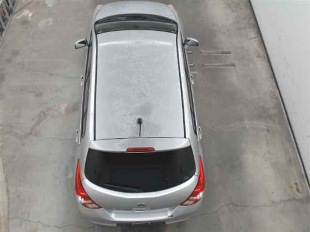 NISSAN TIIDA 2011