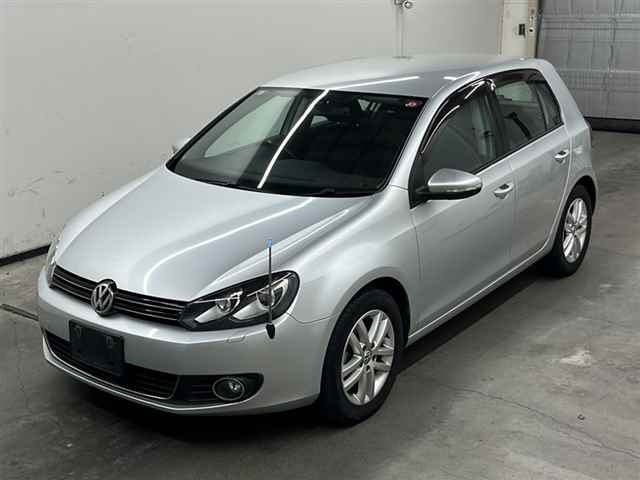 VOLKSWAGEN GOLF 2012
