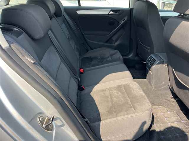 VOLKSWAGEN GOLF 2012