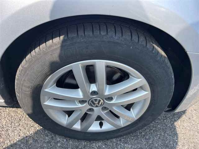 VOLKSWAGEN GOLF 2012