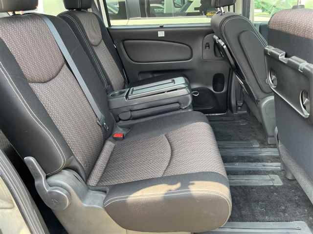 NISSAN SERENA 2014