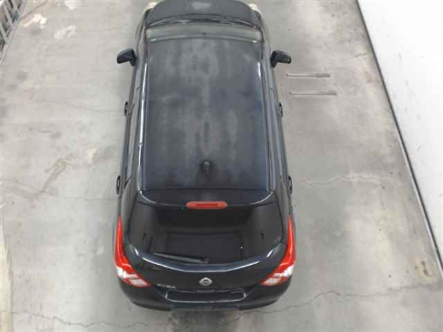 NISSAN TIIDA 2011