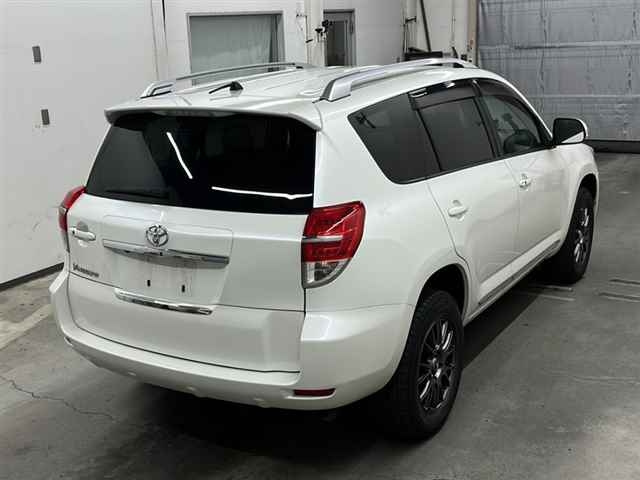 TOYOTA VANGUARD 2011
