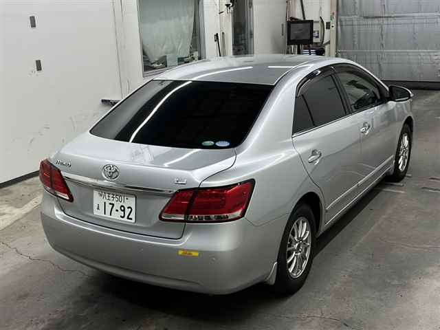 TOYOTA PREMIO 2017