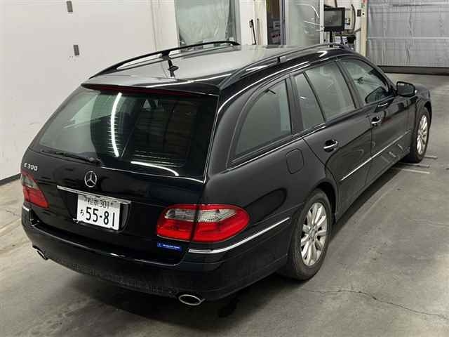 MERCEDES BENZ E CLASS WAGON 2009