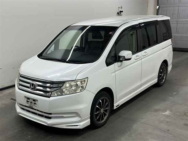 HONDA STEP WAGON 2012