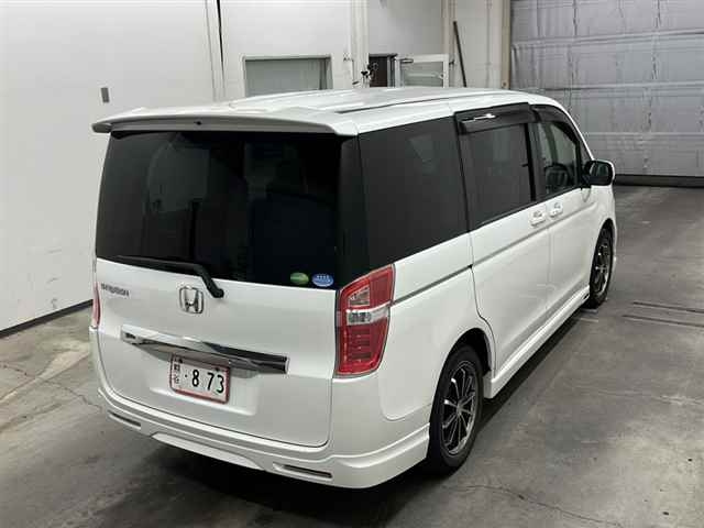 HONDA STEP WAGON 2012