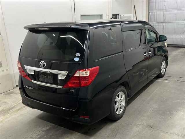 TOYOTA ALPHARD 2010