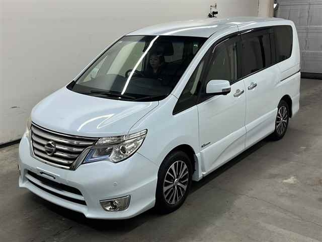 NISSAN SERENA 2015