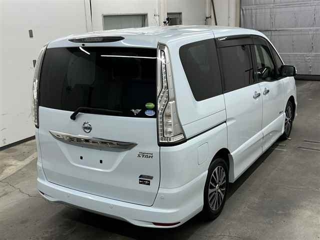 NISSAN SERENA 2015