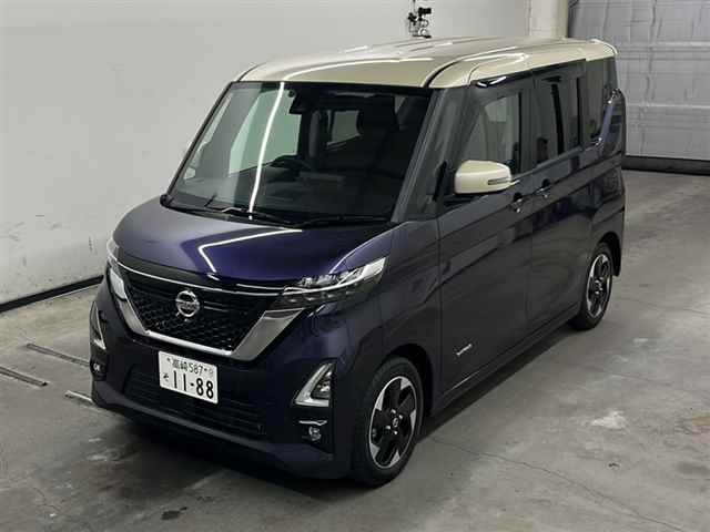NISSAN ROOX 2020