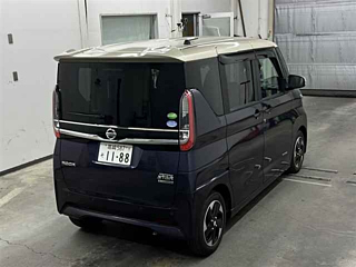 NISSAN ROOX 2020