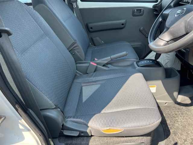 NISSAN CLIPPER VAN 2013